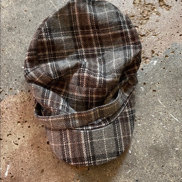 Grey Plaid Forever 21 Hat - Picture 2 of 3